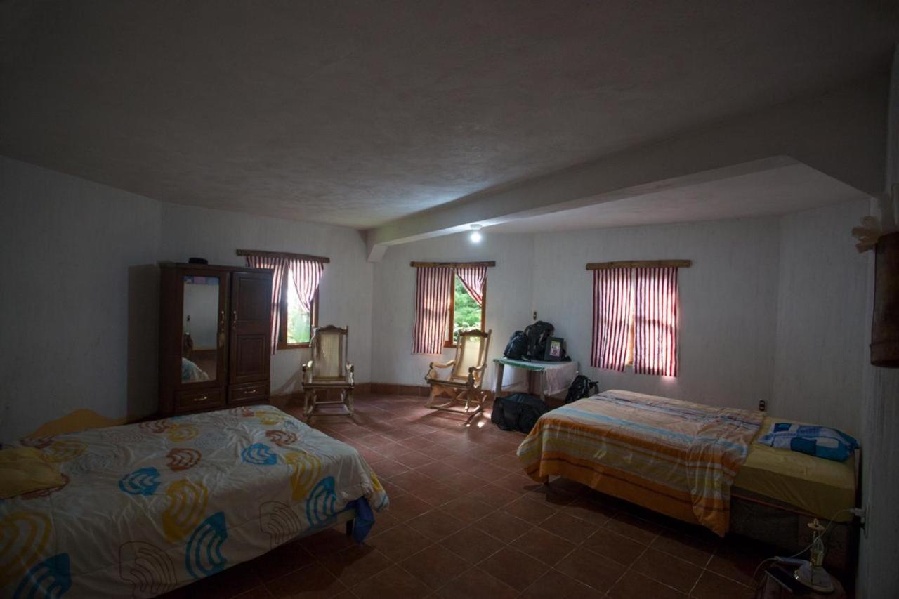 Hostal Checruz, Todos Santos Cuchumatan Huehuetenango Exteriör bild
